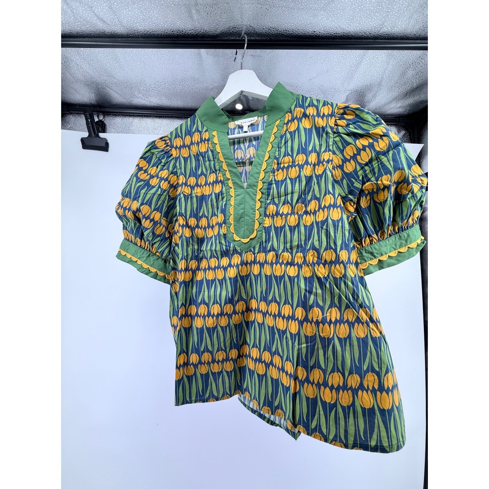 entro Green and Yellow Tulip Print Puff Sleeve Blouse